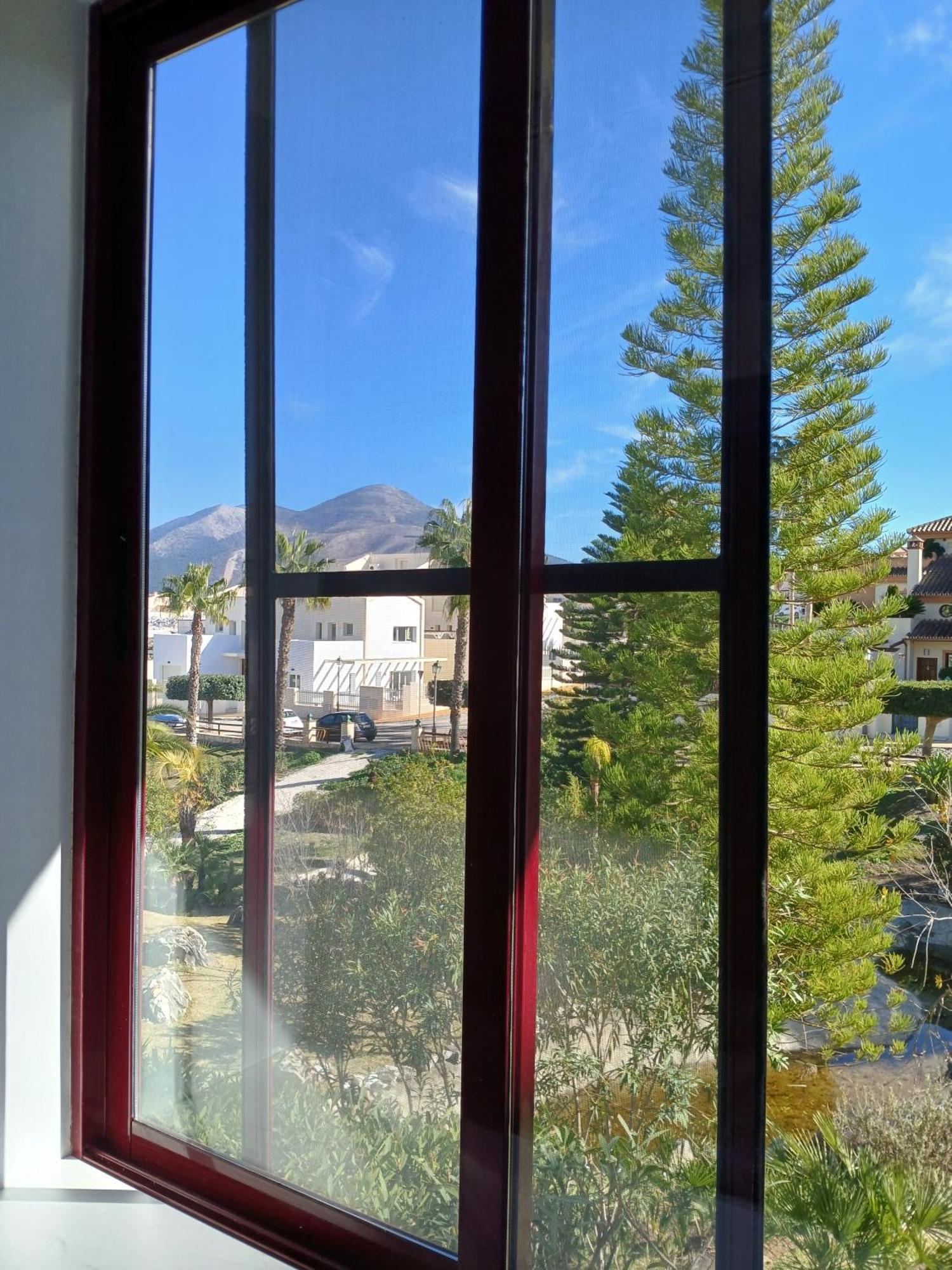 Garden View Apartment Coin Bagian luar foto